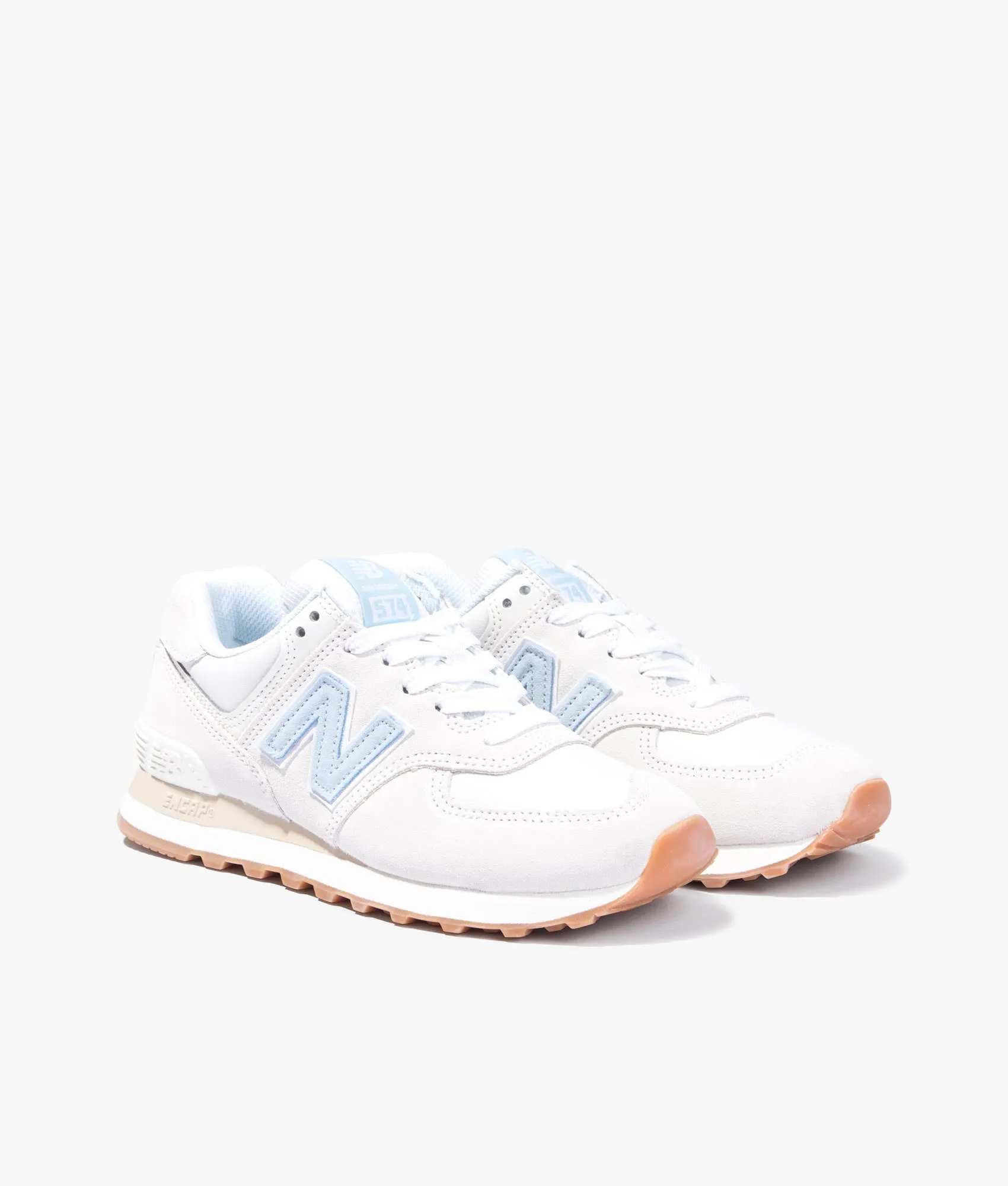 574 trainer in reflection | New Balance | EQVVS WOMEN