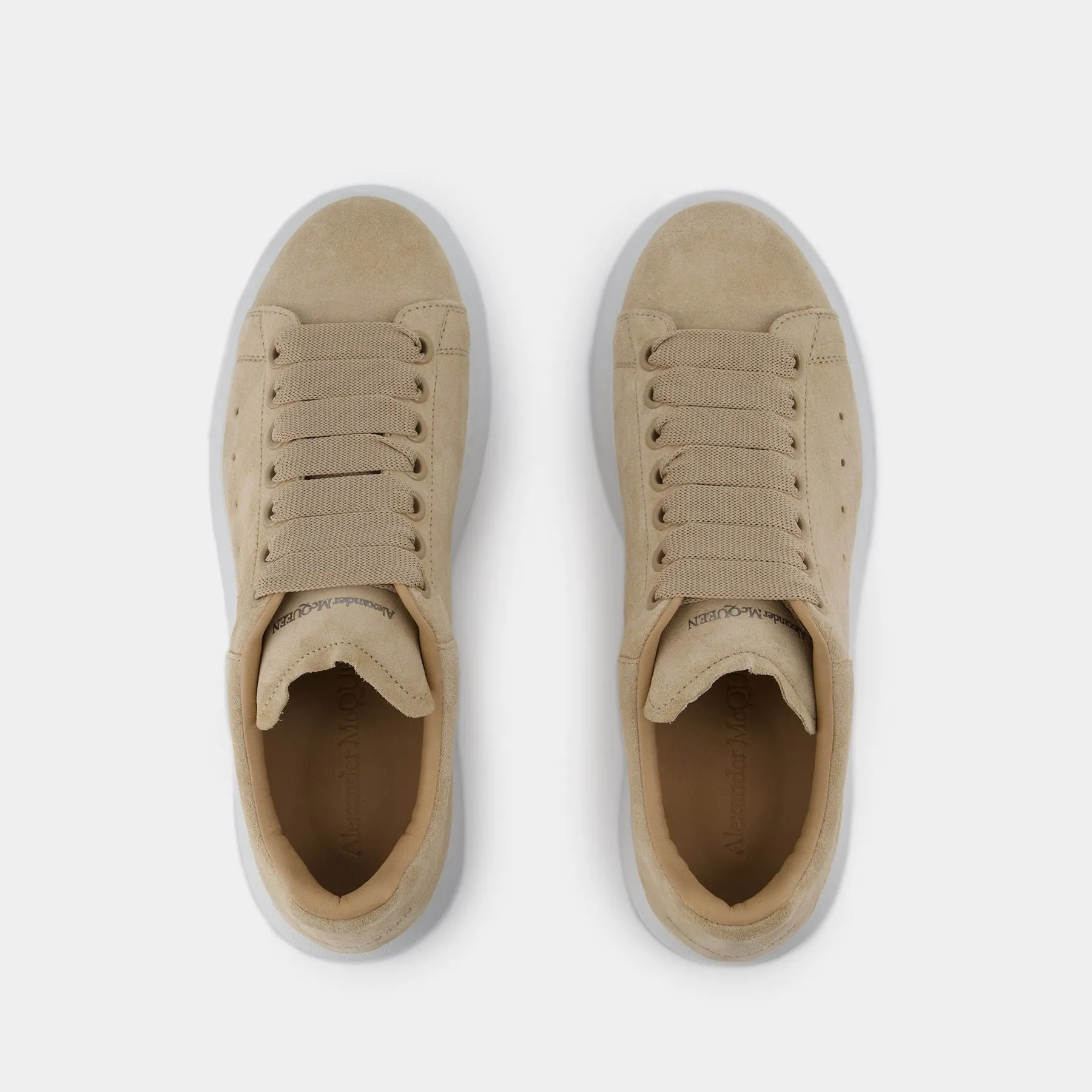 Alexander McQueen  Oversized Sneakers - Alexander McQueen - Leather - Beige