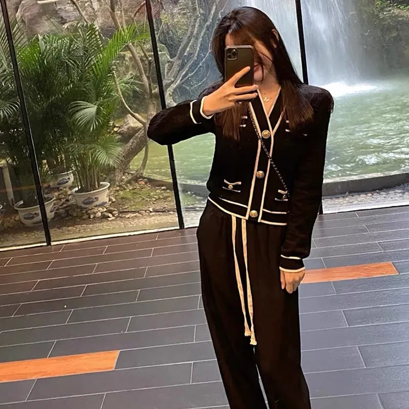 Early spring 2023 new high-end Hong Kong style retro chic Korean style knitted wide-leg pants two-piece suit for women in autumn