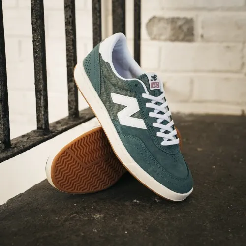 New Balance 440 V2 New Spruce / White