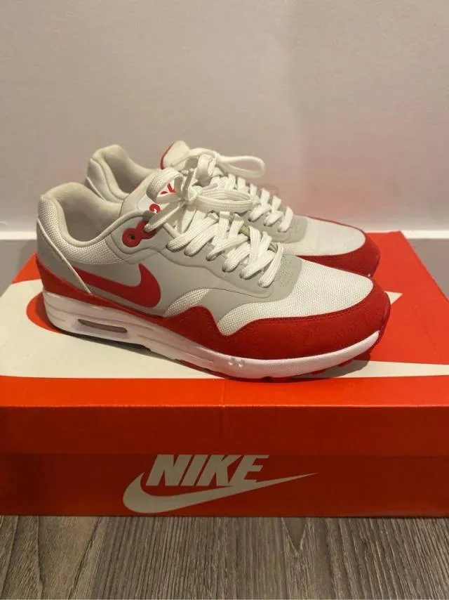 Nike air max 1 anniversary university red