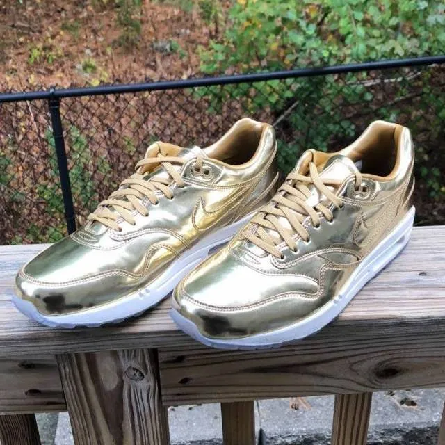 Nike id air max 1 gold