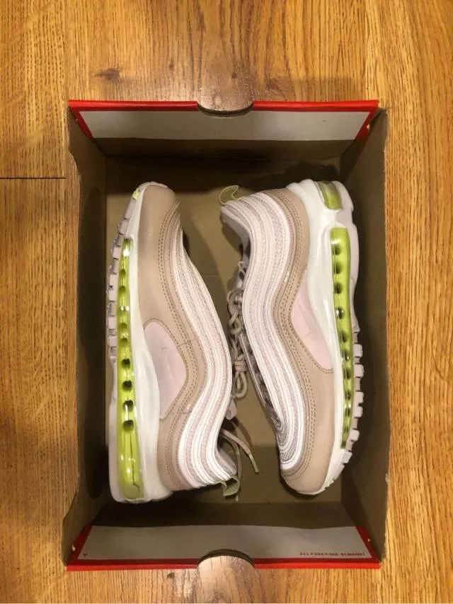 Nike womens size 8 air max 97 barely rose